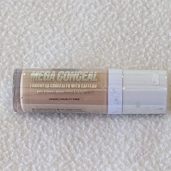 Makeup Revolution Makeup Mega Conceal 3 Long Wear Concealer With